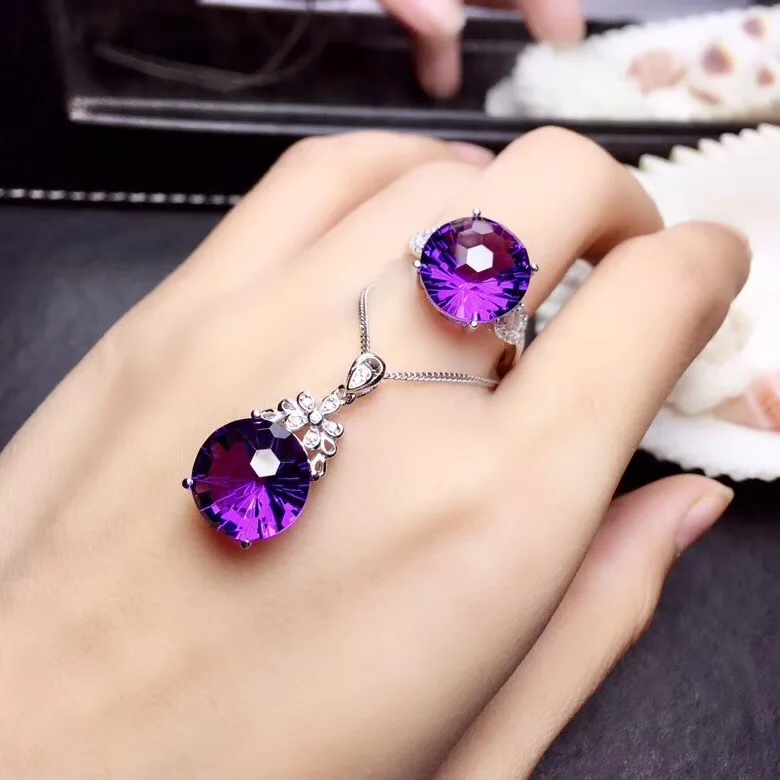 Комплект из колье и серёг с натуральным фиолетовым аметистом | Украшения