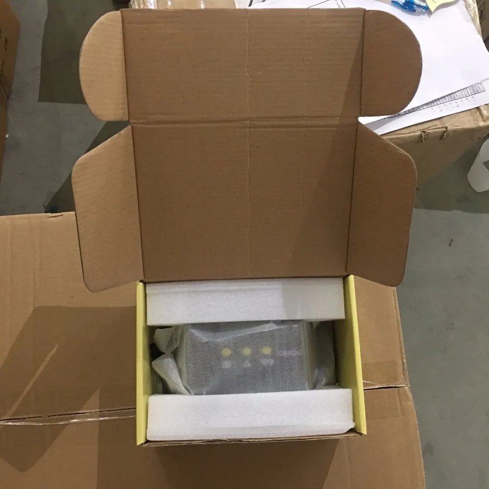 ЖК дисплей 12V/24V 40A 50A 60A солнечной заряд r PWM контроллер CM6024|Солнечные контроллеры| |