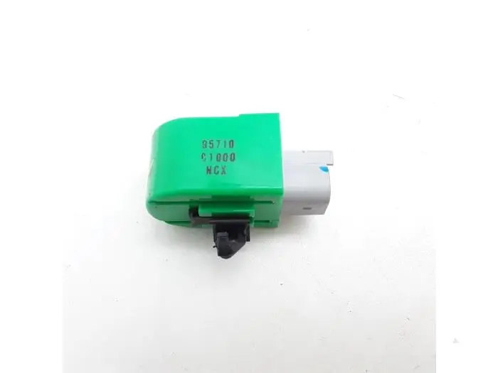 

For hyundai Elantra AD 15-18 Tucson iX35 18 Sonata15-18 Tucson16 Original Product 1PCS Verna Piezoelectric buzzer OEM 95710C1000