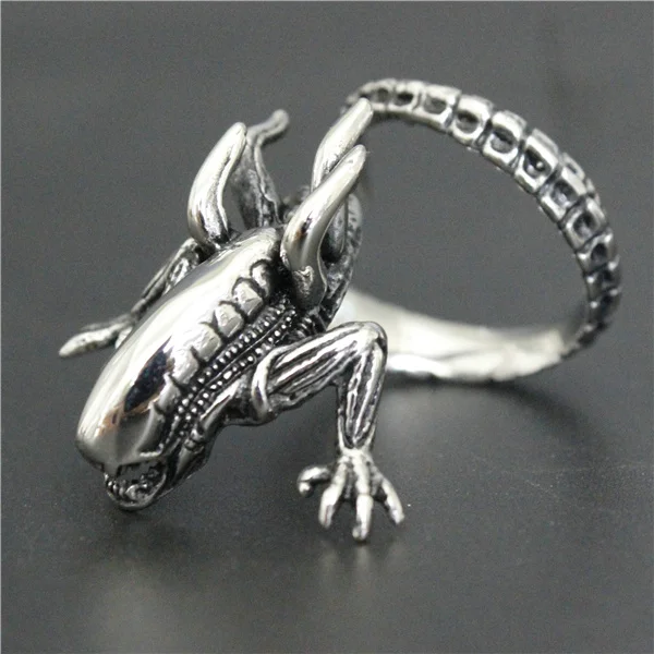 

2017 New Alien Ring 316L Stainless Steel Women Mens Silver Fashion Alien Ring