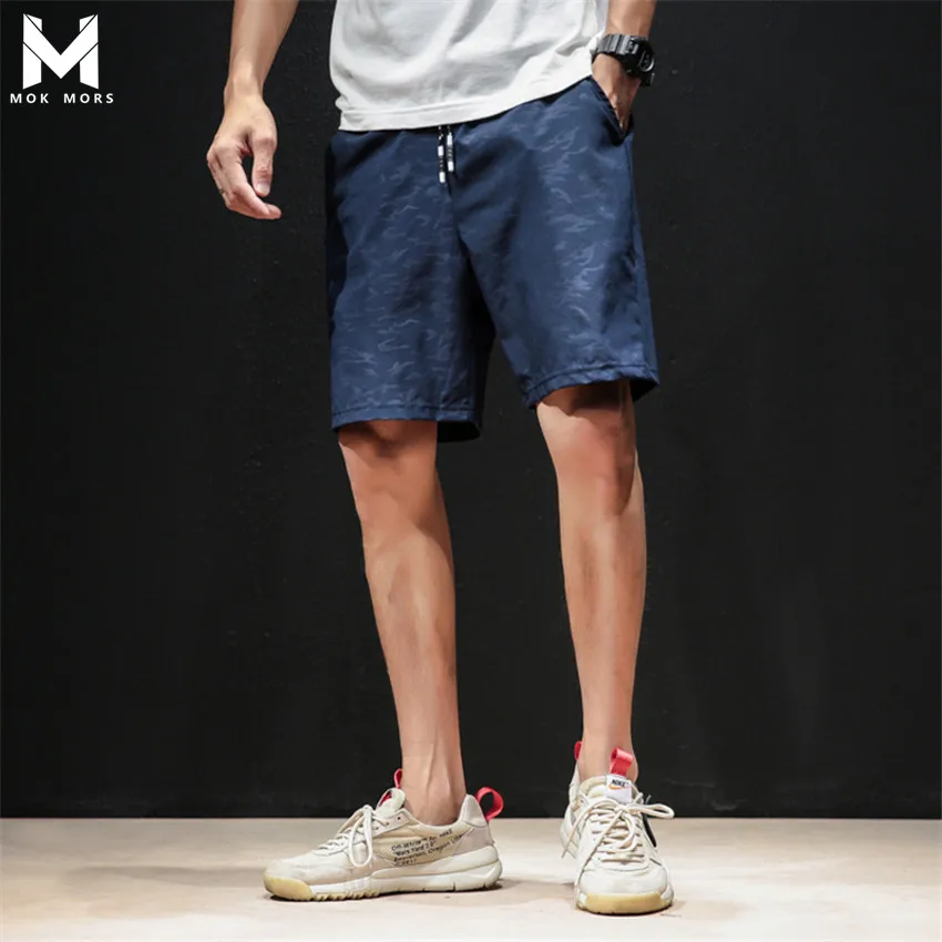 Летние новые свободные большие размеры одноцветная мужская одежда модные уличные модные камуфляжные прямые мужские обтягивающие удобные шорты