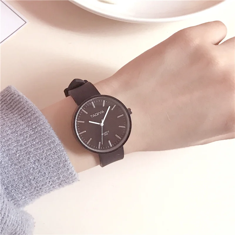 

Drop Shipping Women Simple Dial Wristwatches Casual Fashion Luxury silicone Strap Quartz Watches Clock Relogio Feminino