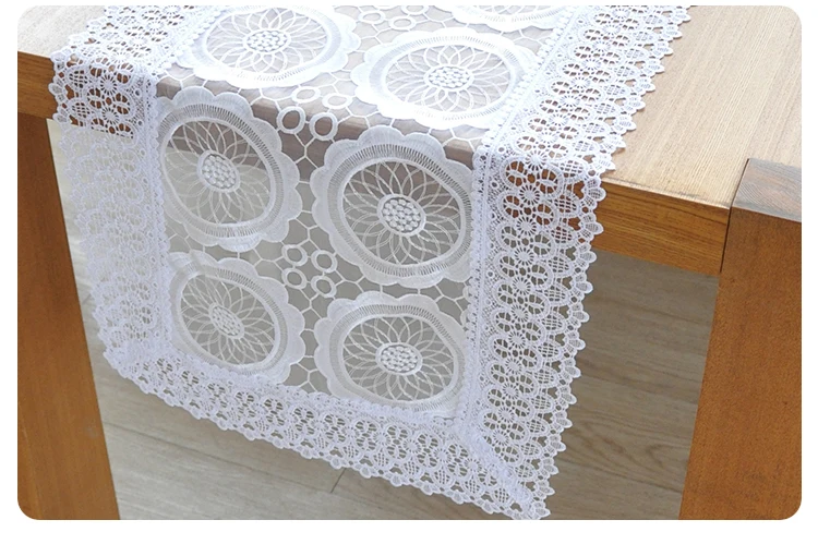 table runner (1)
