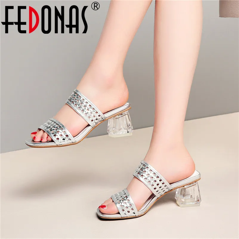 

FEDONAS Fashion Women Slippers Genuine Leather Hollow Transparent Crystal With Sandals Summer Concise Sandals Casual Shoes Woman