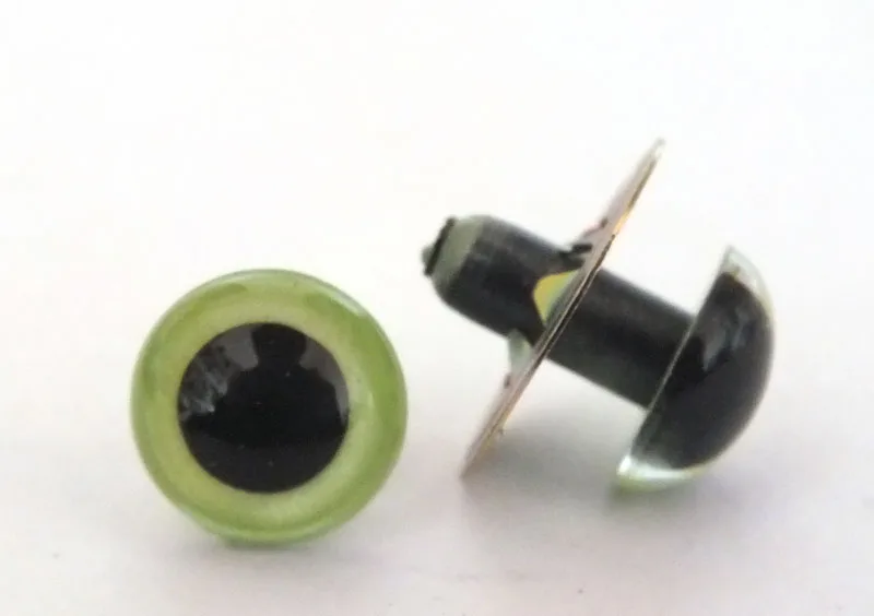 

Safety eyes Green with metal locking washers 30 pairs/Animal eyes