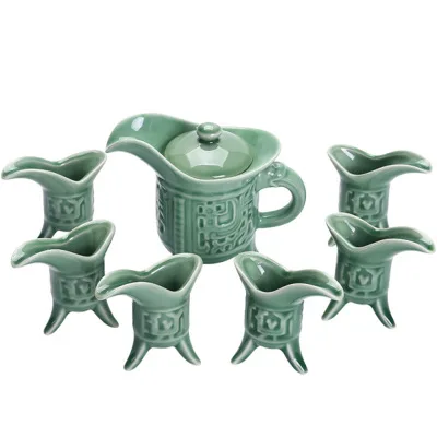

Chinese archaize ceramic liquor with wine cup set longquan celadon classic cup