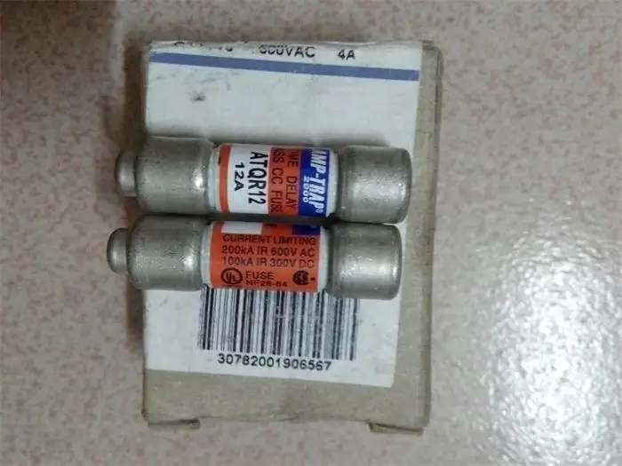 

ATQR 12 Delay Insurance Sifa Lei FERRAZ US Mandelson AMP-TRAP genuine 12A fuse 10X38