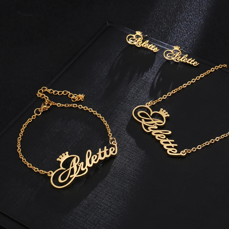 Заказные ожерелья наборы золотой короны Ювелирные наборы Браслеты Серьги Персонализированные любые буквы для женщин 316L нержавеющая сталь свадьба