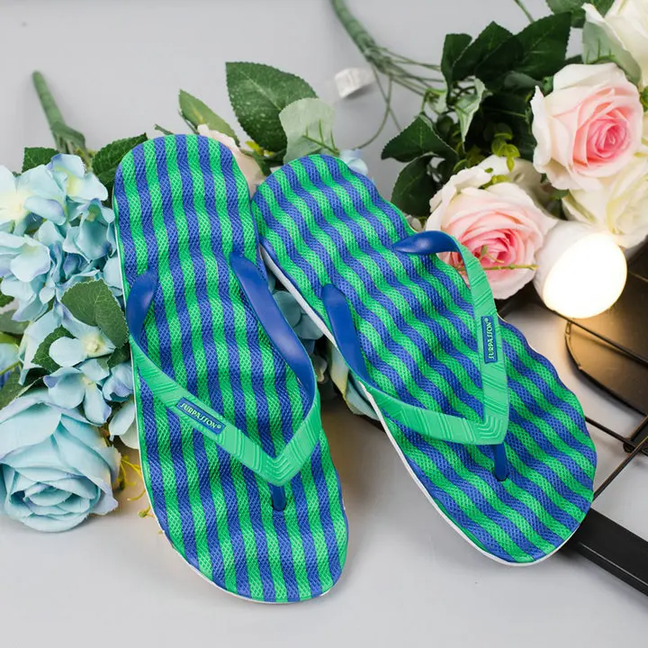 New Wave Design Slippers Sandals Wear Resistant Sole Manual Shoes Man Beach Casual Massage Flip Flops (4)
