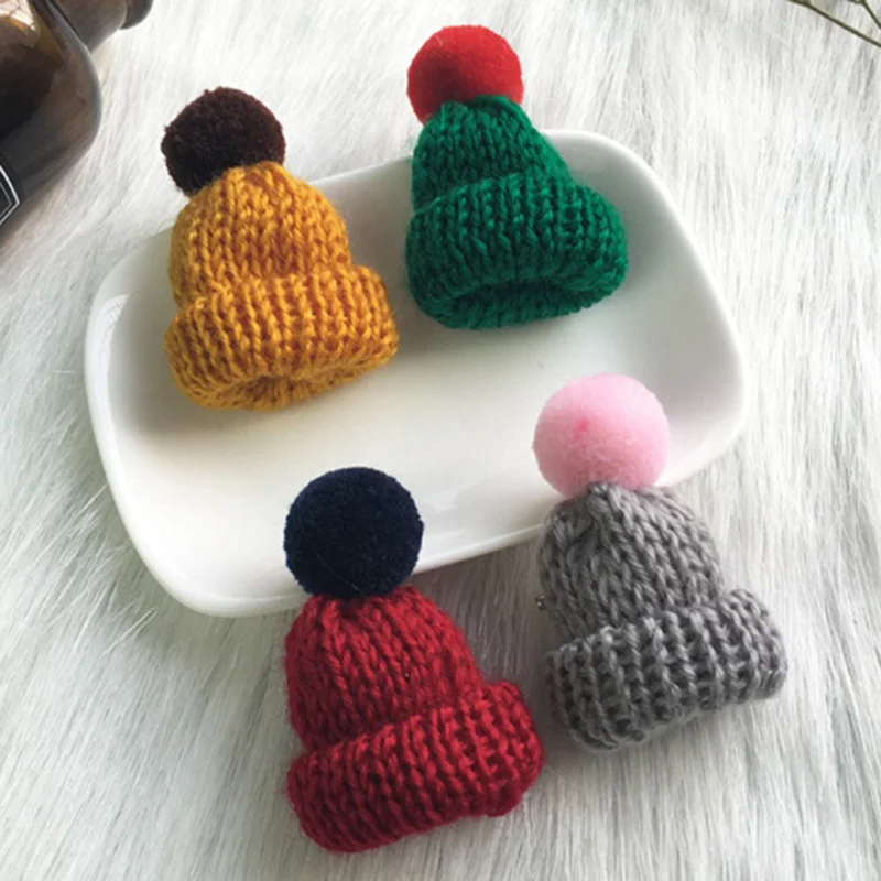 

Mini Colorful Woolen Knitted Hairball Hat Brooch Pins For Women Men Sweater Shirt Clothes Collar Badge Fashion Jewelry