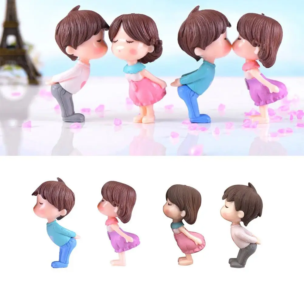 

2Pcs Kiss Dolls Mini Landscape Ornaments Figurines Fairy Garden Dollhouse Decor