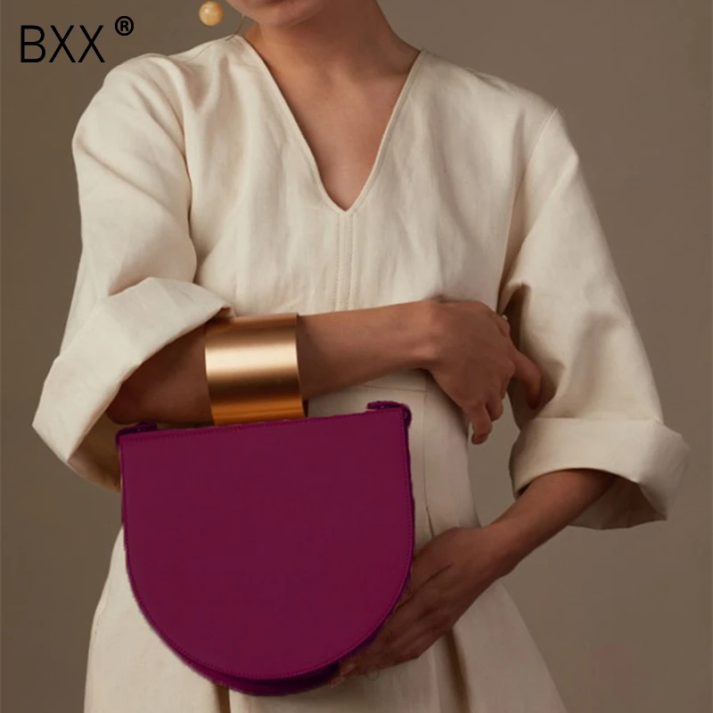 

[BXX] 2019 New Woman Stylish Solid Color Many Usage Metal Bracelet Saddle Single Strap PU Leather Messenger Bag Handbag LM722
