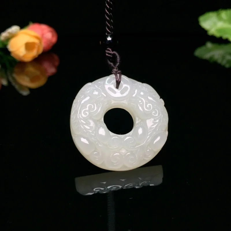 

2018 Promotion Direct Selling Women Buda Popsocket Reiki The Mythical Wild And Natural Pendant Double Peace Buckle Necklace
