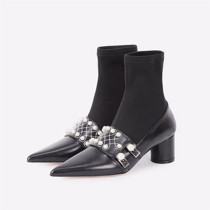 4628237196_858119678