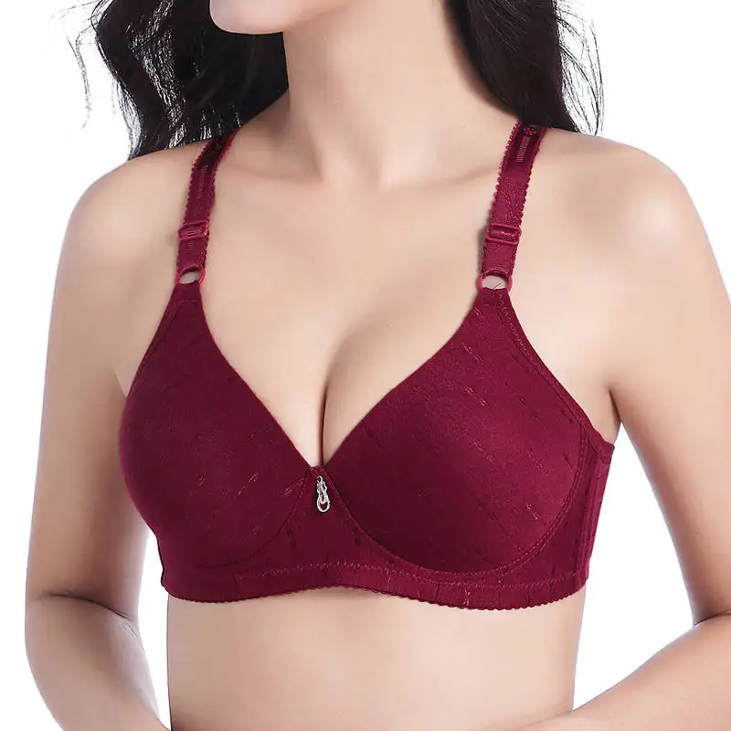 B c cup. B c cup. женская грудь чашка b. лифчик пуш ап. бесшовный бюстгальтер пуш ап.