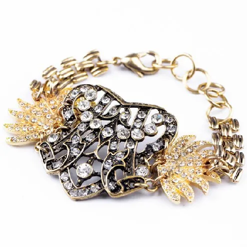 

Hot Fashion Vintage Rhinestone Heart Charm Bracelet Factory Wholesale