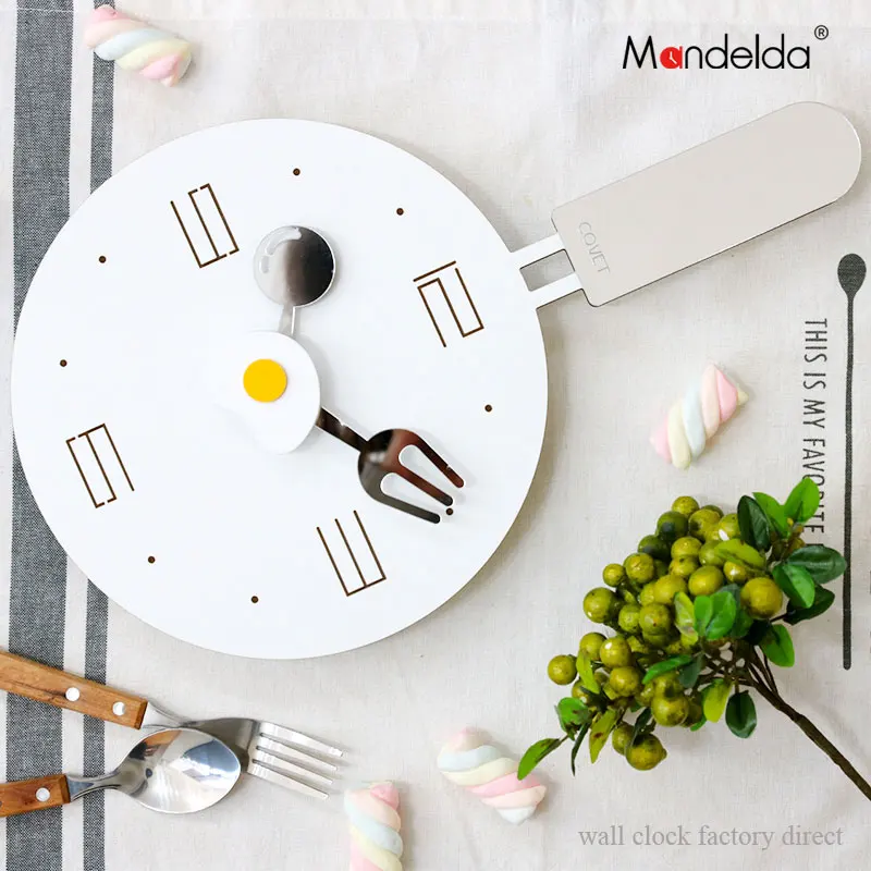 Mandelda Modern Design Home Decor Cutlery Wall Clock Fine Finish Home Decor Cutlery Wall Clock