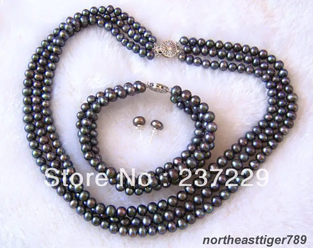 

Wholesale price Fast shipping + a 3 Rows Real Black Pearl 18KWGP Flower Clasp Necklace Bracelet Earrings Set (A0516)