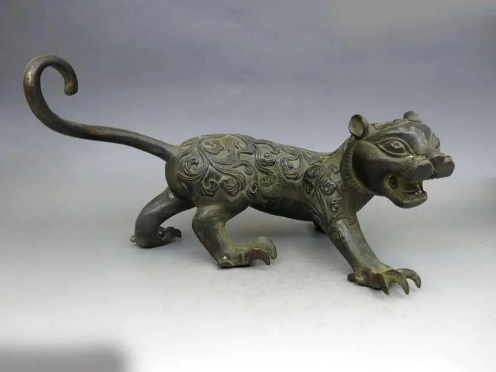 

DS China bronze copper carved fine Decorative pattern Tiger Sculpture Statue