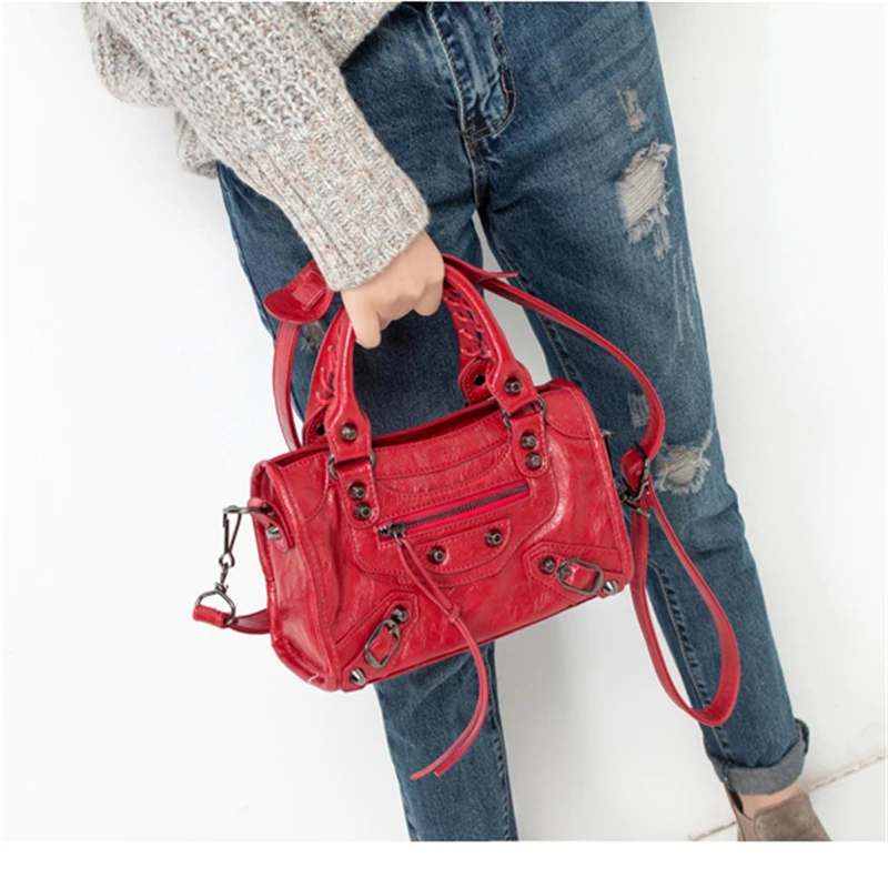 Billig Hohe Designer PU Leder Europäischen Stil Luxus Motorrad Tasche für Frauen 2019 Stil Chic Quaste Handtasche Schöne Umhängetaschen
