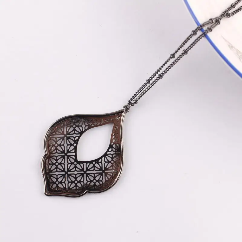 ZWPON золотой оправе Марокко ожерелье с подвеской-каплей для Для женщин моды два тона с геометрическим принтом и длинным Цепочки и ожерелья опт