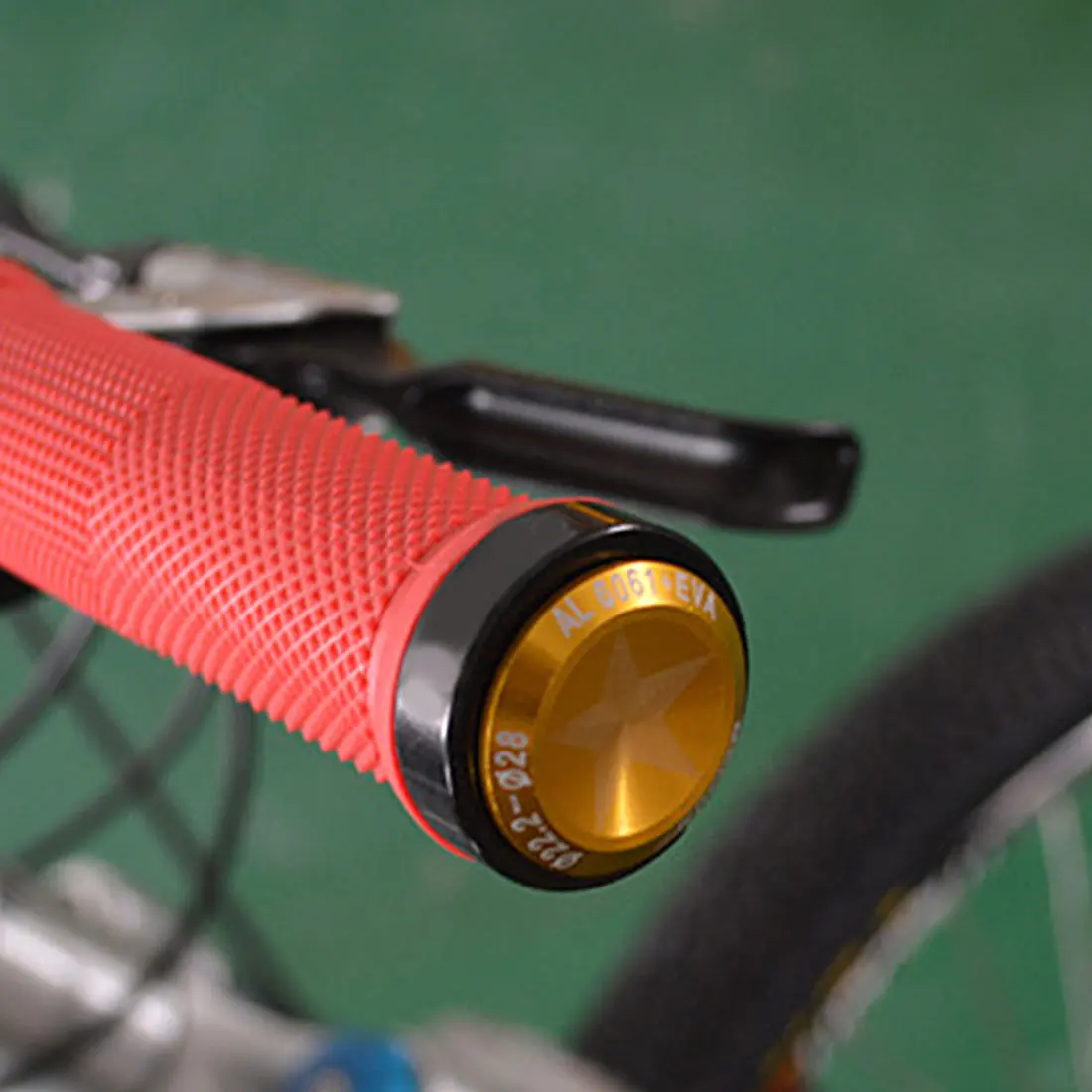 

Hot Sell 1 Pair Mini Aluminum Alloy Road Bike Grips Bicycle Cycling Handles Grips Caps Stoppers Bike Handlebar