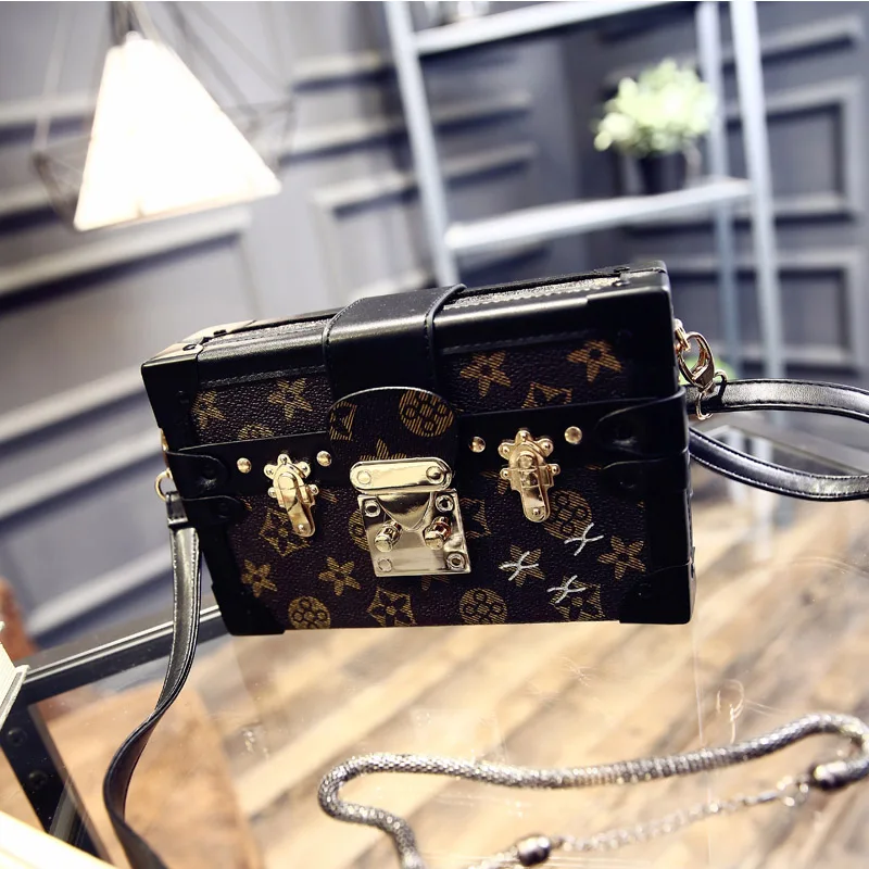 

Fashion retro ladies mobile phone change shoulder bag new pu glossy mini box bag casual wild Messenger small square bag