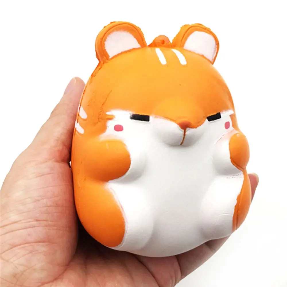 Мягкая игрушка хомяк. Хомяк сквишь. Резиновый хомяк антистресс. Сквишь игрушка. Хомяк антистресс игрушка.