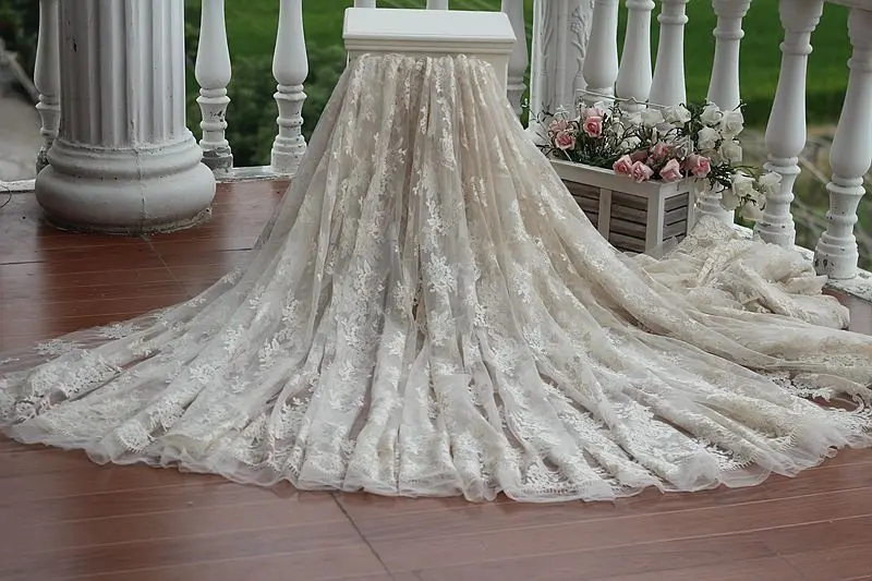 

Free shipping width140cm Light gold Vintage Wedding Lace Fabric Dress Bridal Veil Floral Embroidered Tulle Lace Fabric