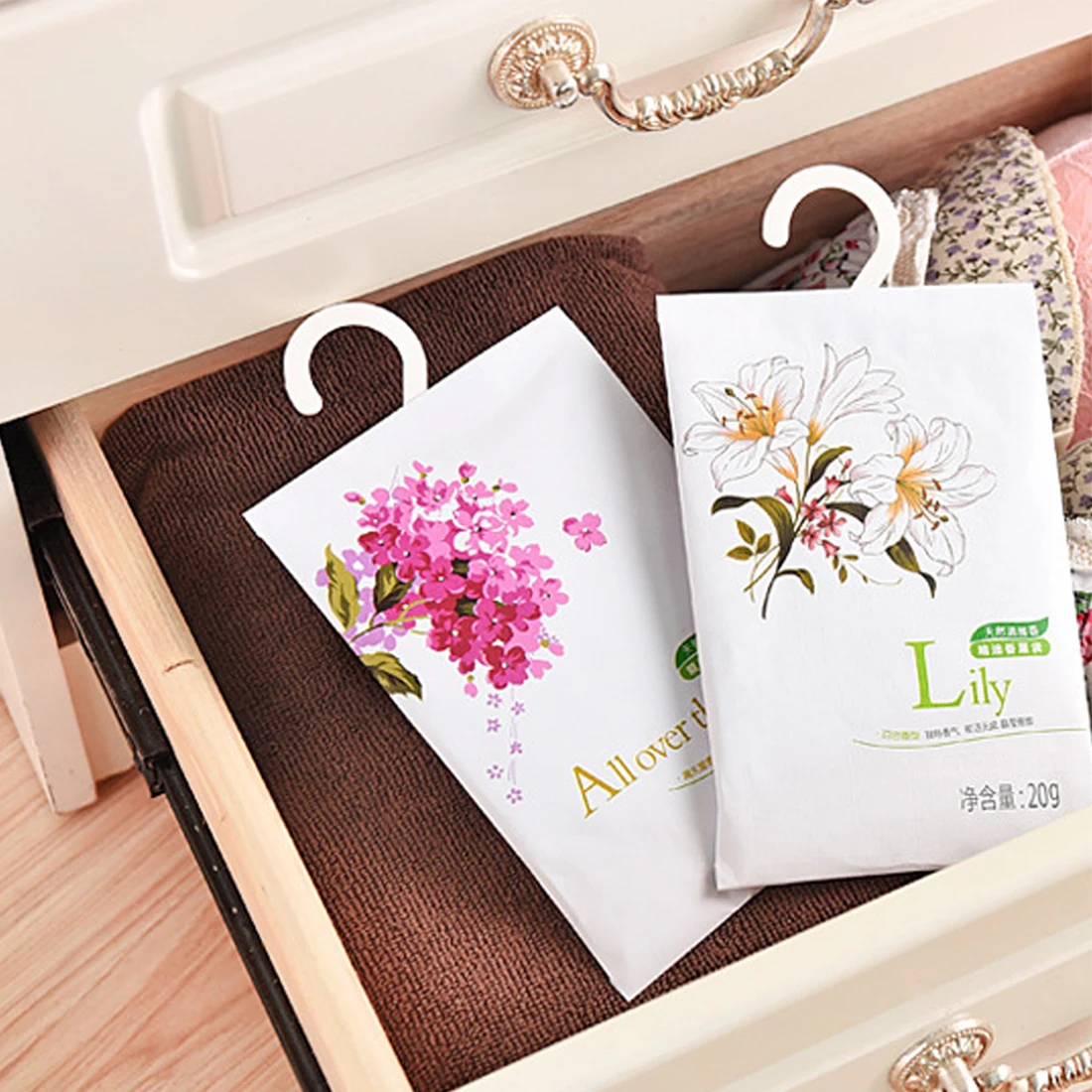 Air Fresheners Natural Incense Wardrobe Hanging Fragrant Flavor Bag