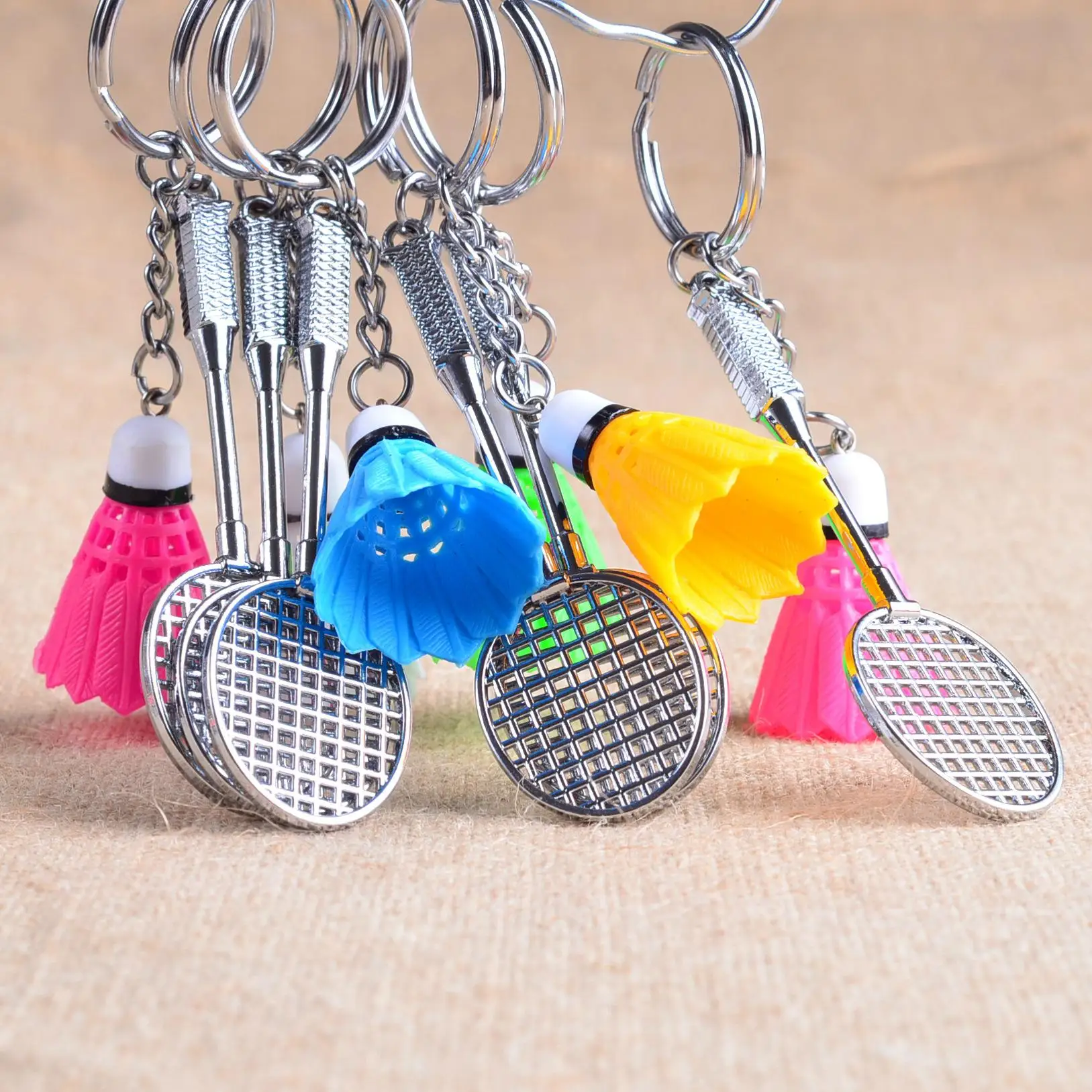 5pcs Charm Sports Keyring Pendant Badminton Racket Key Chain Portable 3d Keychain Holder Ring Car Bag Keyring Pendant Jewelry - Цвет: mix 5pcs