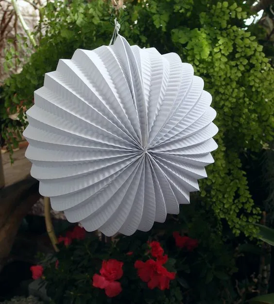 pleated paper lantern (3)