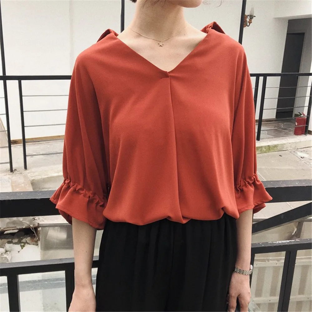 High quality Casual Chiffon V-neck Loose Shirt Office Wear 2018 White Women Blouse Shirt Half Batwing Sleeve Summer Elegant top (5)