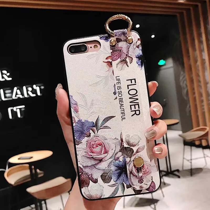 

Vintage Floral Wrist Strap Phone Case For iphone 6 6s 7 8 plus Case For iphone X Xs max XR Relief Flower Pattern Case Coque