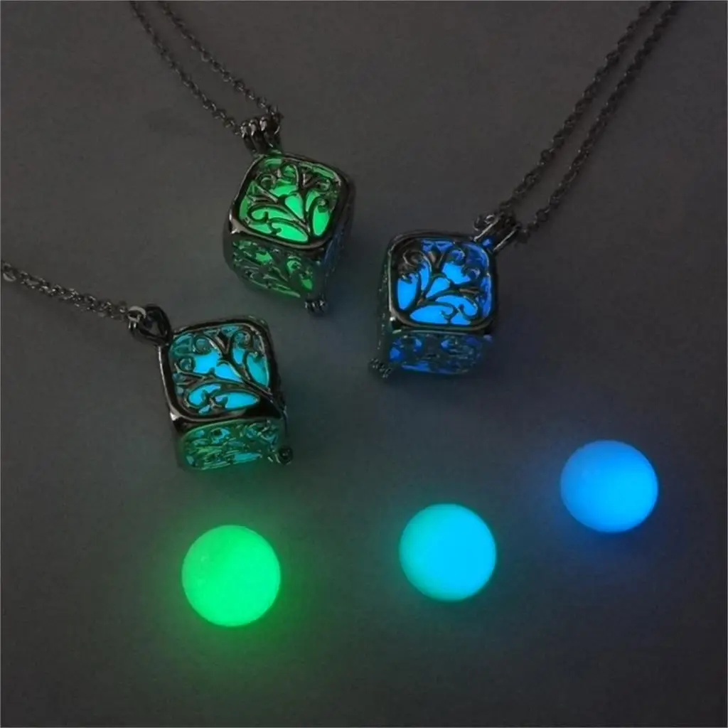 

Retro Style Glow In the Dark Jewelry Silver Color with Floating Menory Tree of Life Locket Pendant Necklace for Women Men Party