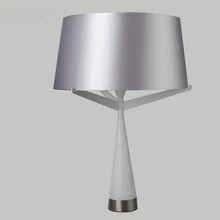 Креативные Настольные светильники для прикроватный ночник белая черная ткань креативный кабинет простая художественная декоративная лампа ZA