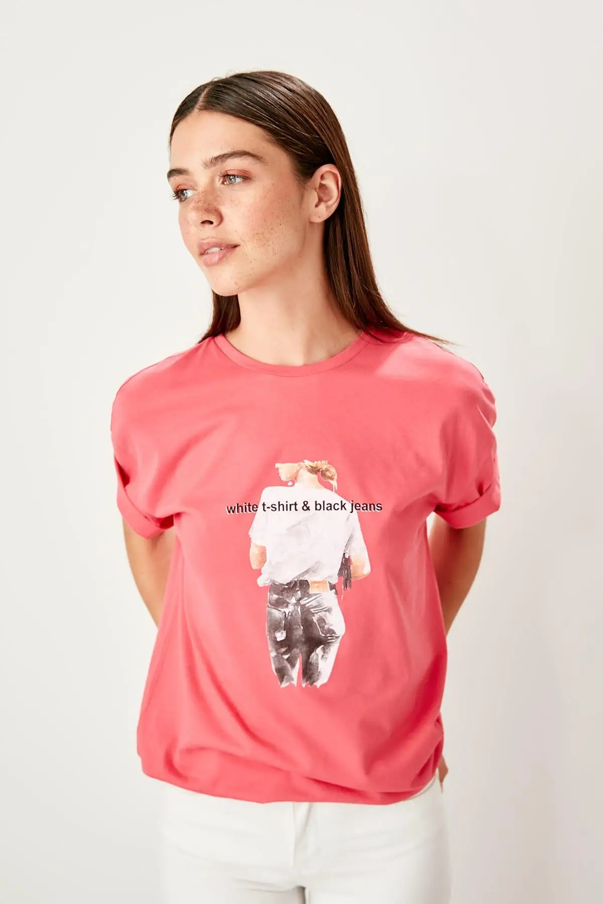 Trendyol Розовая Трикотажная футболка с принтом бойфренда TWOSS19TS0285|Футболки| |