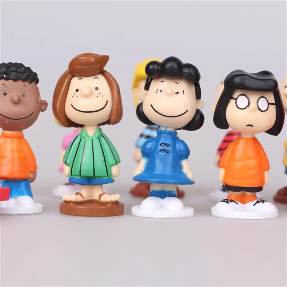 Anime Snoopy Mini Figur Garten Home Spielzeug Dekoration Modell Geschenk 12PCS