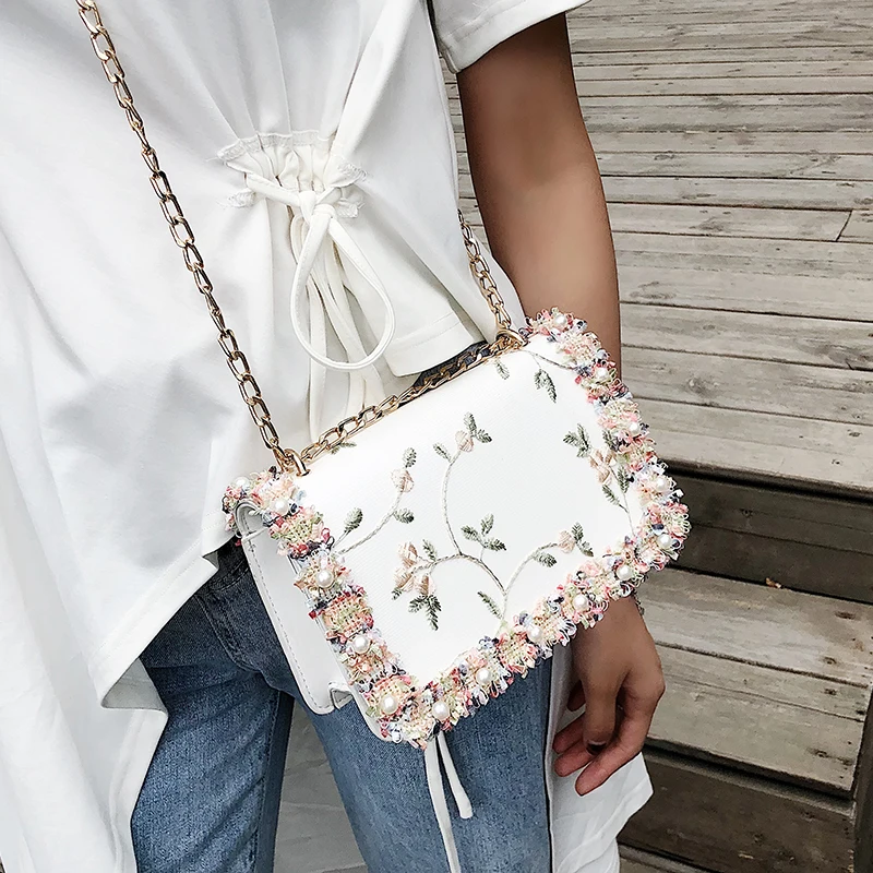 Женская сумка с кружевными цветами, новинка, женская сумка высокого качества из искусственной кожи, милая квадратная сумка для девушек, сумка через плечо с цветами и жемчужной цепочкой