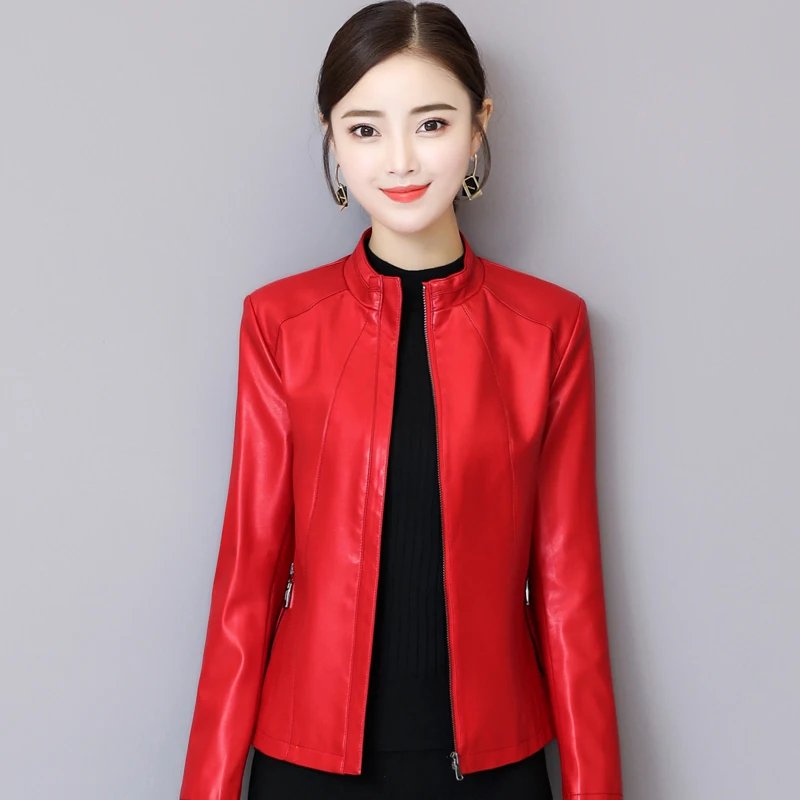 Женские красные Куртки из искусственной мягкой кожи, новинка, брендовые короткие дизайнерские Мотоциклетные Куртки из искусственной кожи, женская верхняя одежда на молнии 5XL