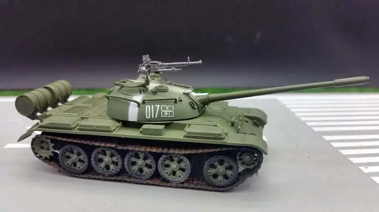 Easy Model 1/72 Russian Army T-54 USSR 1968 in Prague Tank Model #35021 