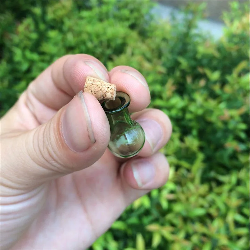 Mini Glass Bottles Ball Shape Cute Bottles With Cork Colors Vials Gift tiny Wishing Jars Bottles Mix 7 Colors4