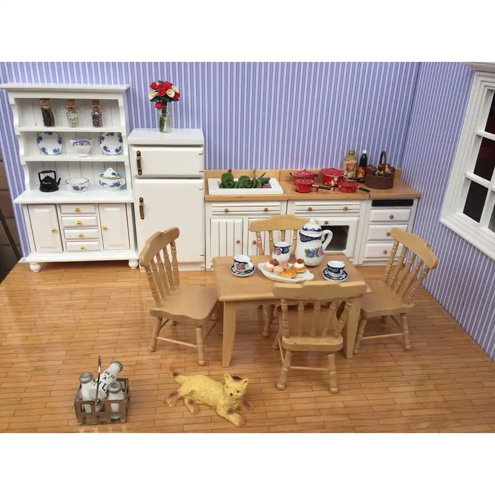 cooking dollhouse