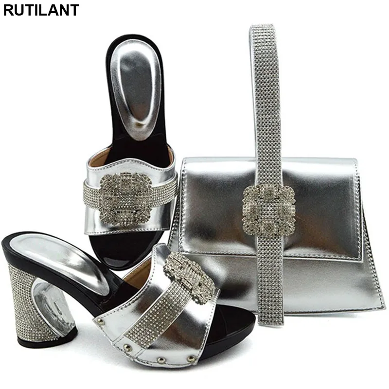 Schoenen En Tas Set Afrikaanse Sets 2019 Afrikaanse Schoenen En Tas Set Voor Partij Italiaanse Plus Size Schoenen Vrouwen Hak elegante Kristallen Schoenen Schoenen En Tas Set Afrikaanse Sets 2019 Afrikaanse Schoenen En Tas Set Voor Partij Italiaanse Plus Size Schoenen Vrouwen Hak elegante Kristallen Schoenen
