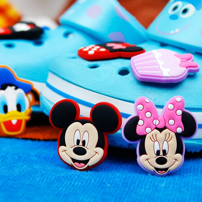 Novelty 8 Pcs/Lot PVC Cartoon Shoe Decorations Mickey&Minnie Charms Accessories Buckles Fit Bands Bracelets Croc JIBZ Kids Gifts