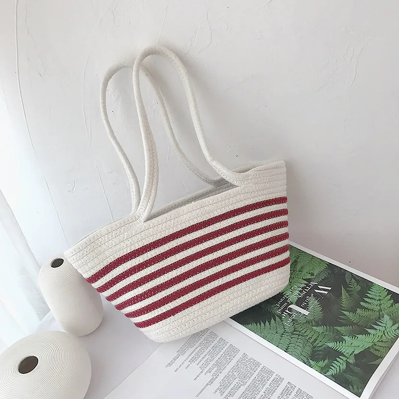 

2019 The New Women Contrast color Leisure temperament popular stripe large capacity Wild personality portable canvas Bags