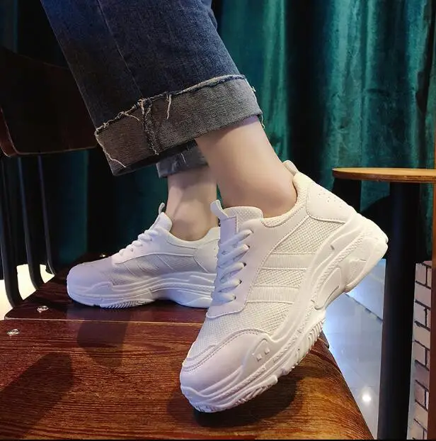 

2018 New Casual Shoes Woman Summer Comfortable Breathable Mesh Flats Female Platform Sneakers Women Chaussure 35-40