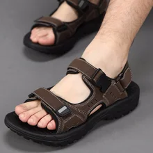 Новые мужские сандалии; летняя повседневная обувь черного цвета; высококачественные пляжные сандалии на плоской подошве; мужские шлепанцы; hommes sandalias; размеры 45, 46, 47