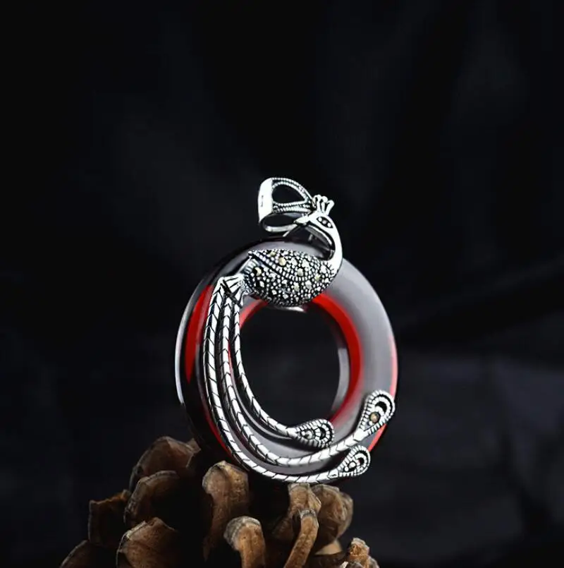 

Wishful peacock garnet round pendant s925 sterling silver jewelry (YRT)