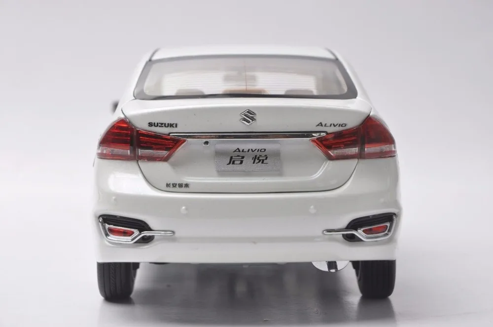mini maruti suzuki ciaz diecast model toy car price